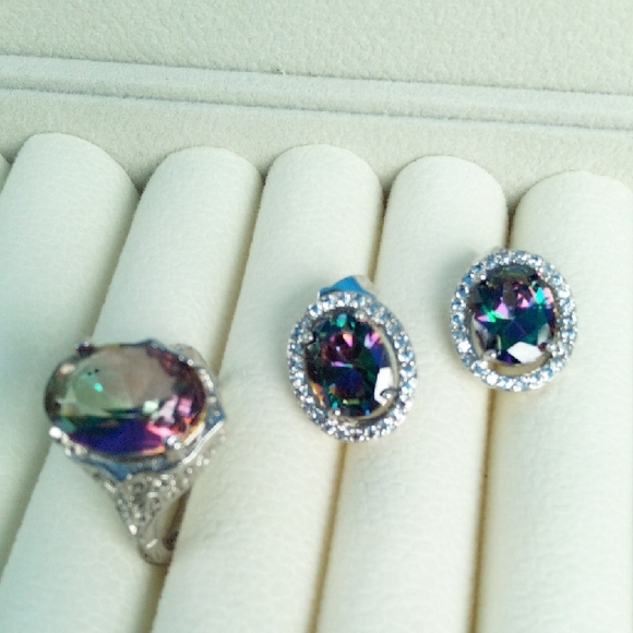 Jewelry - Multicolor Jewelry Set